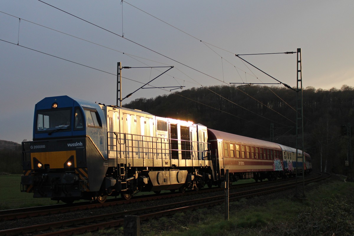 273 103 zog am 23.3.14 einen kurzen Sonderzug von München nach Hattingen durch Essen-Kettwig.