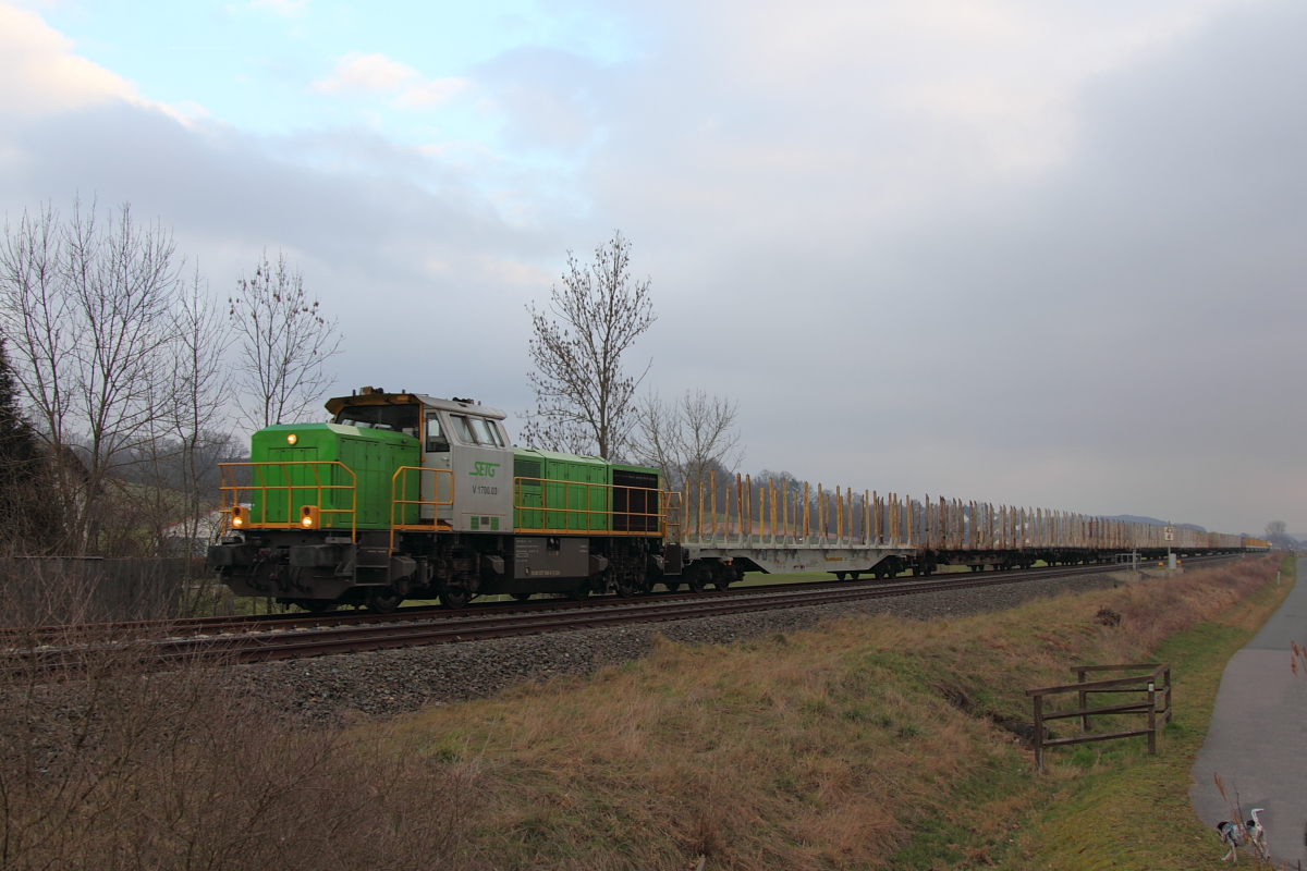 277 004-8 V1700.03 SETG bei Horb am Main am 13.02.2016.