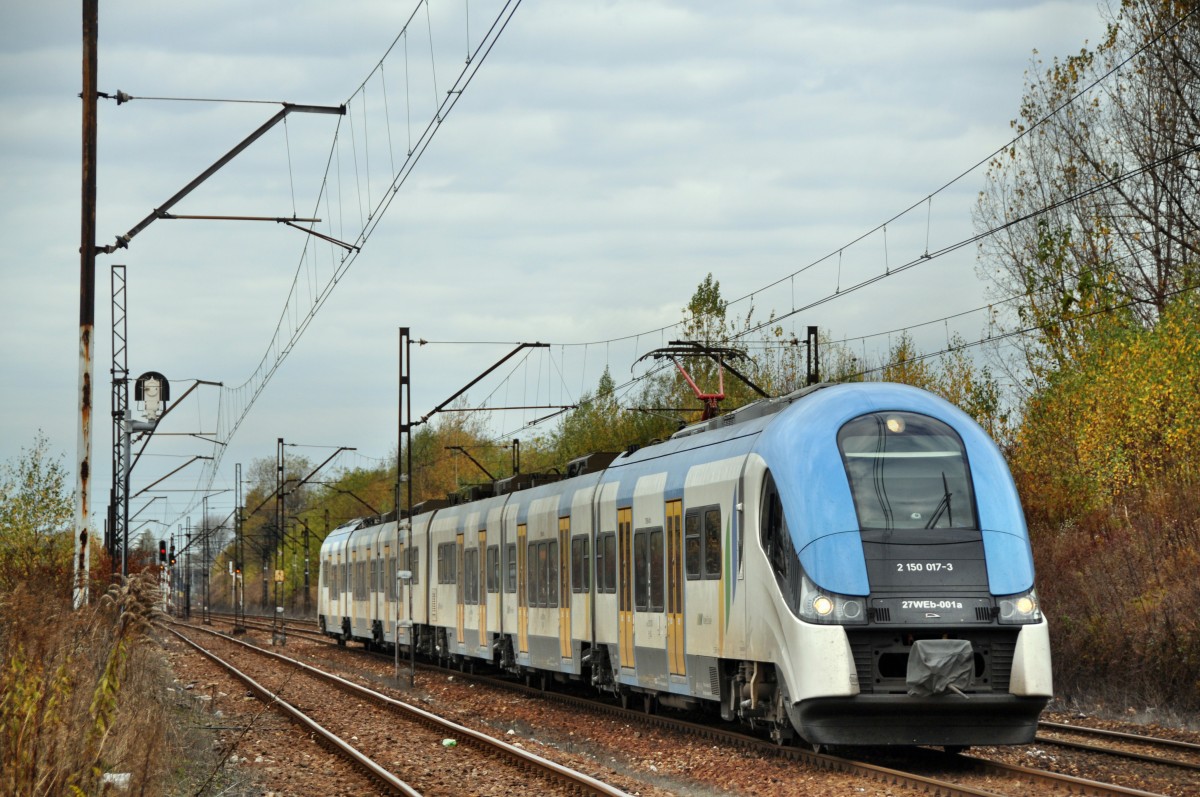 27WE 001 bei  Katowice Załęże  in Richtung Katowice fahrend (29.10.2013)