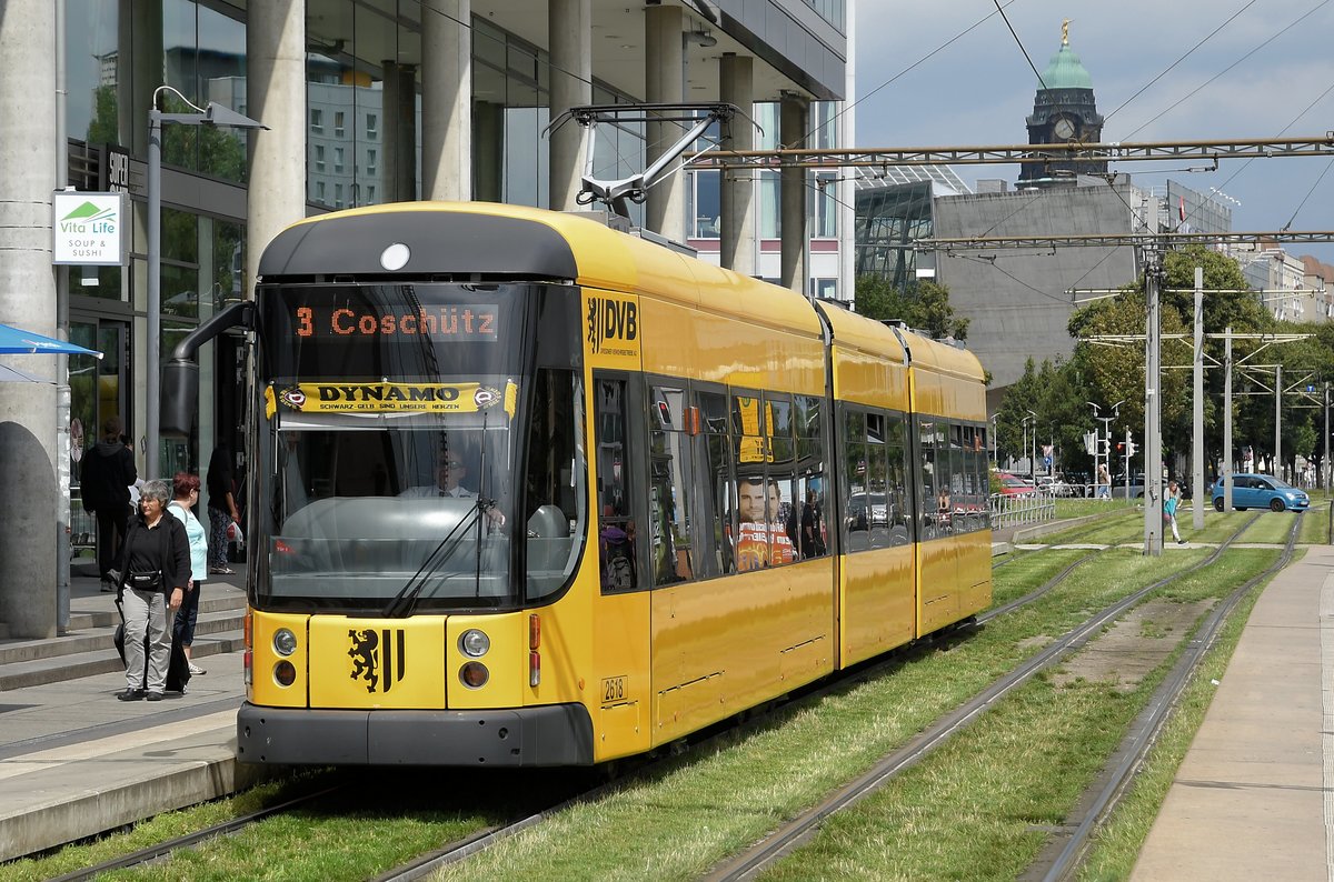 2818 am 06.08.16 am Dresdner Hauptbahnhof