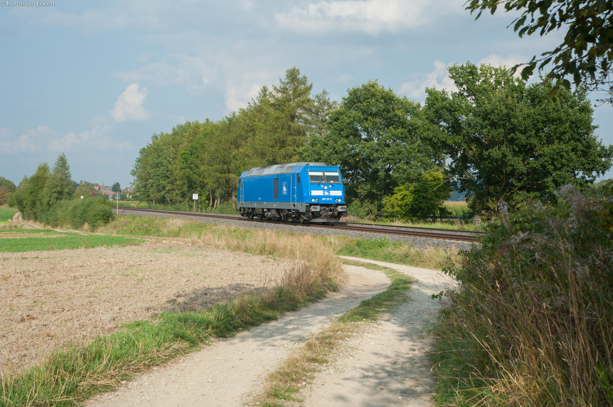 285 101-5 der Pressnitztalbahn bei Waldershof auf der Fahrt Richtung Nürnberg, 10.09.2016
