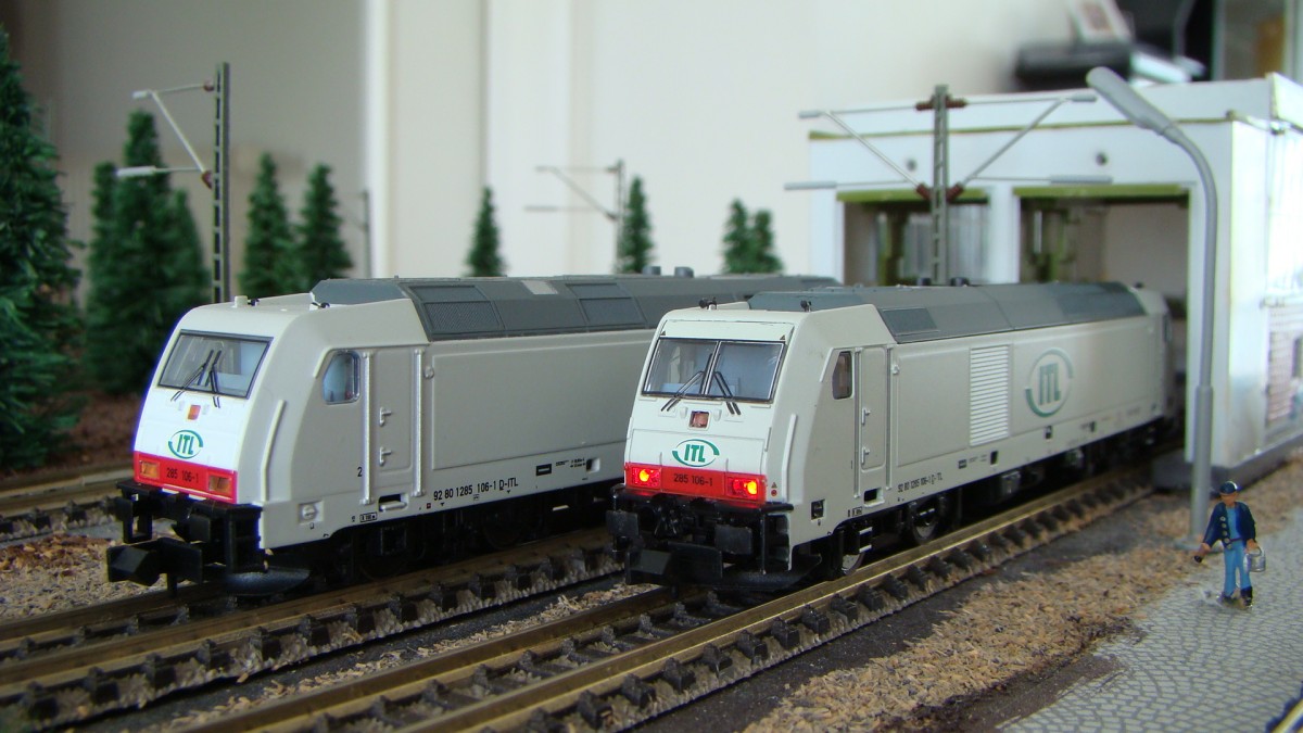 285 der ITL von Minitrix und Arnold, auf meiner Anlage, Epoche VI.