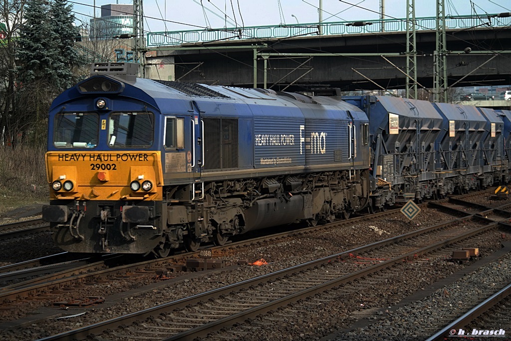 29002 der HHPI zog einen ganzzug am 27.03.14 durch hh-harburg