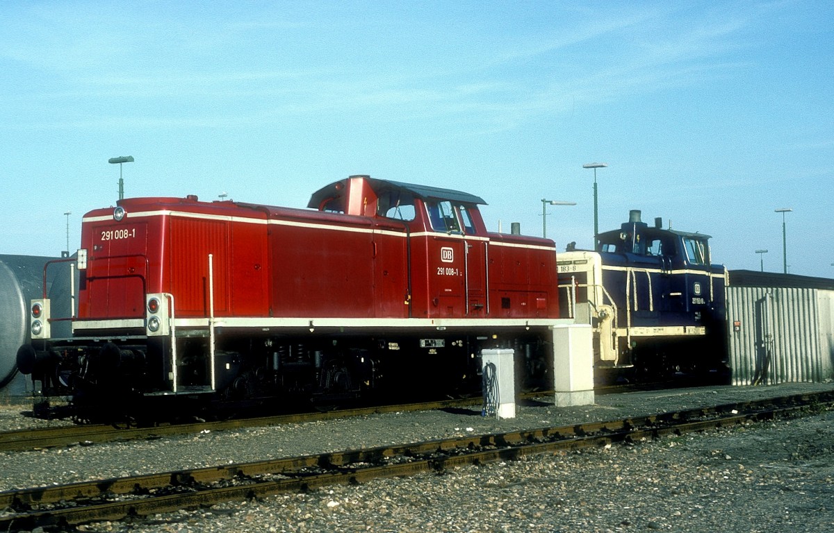 291 008 + 261 183  Cuxhaven  30.08.83