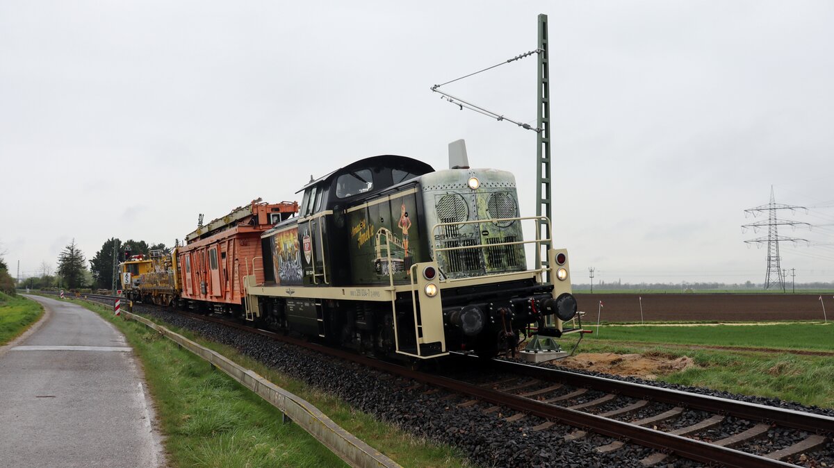 291 034  Amazing Amelie  von Railsystems RP unterwegs mit Oberleitunstrupp zwischen Hofheim und Bürstadt. Die Nibelungenbahn (Strecke 3571) wird in diesem Abschnitt elektrifiziert.