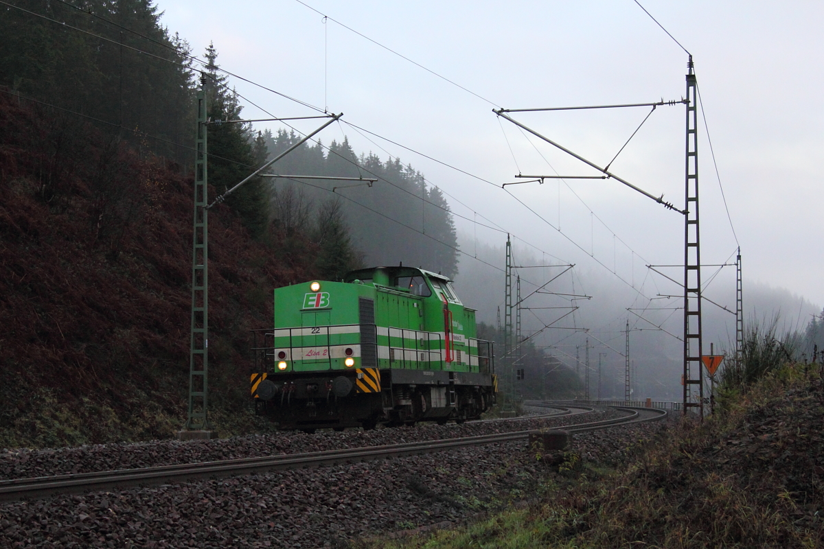 293 025-3 EIB  Lisa 2  bei Steinbach im Frankenwald am 03.12.2015.