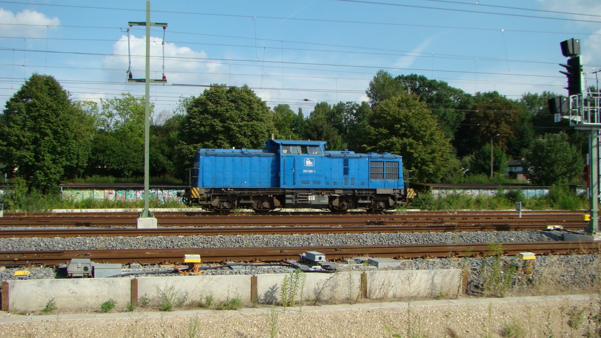 293 026-1 der PRESS, Durchfahrt Leipzig Stötteritz, 31.07.2014