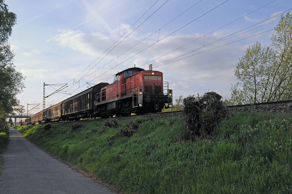 294 646 @ Nauheim am 13.04.2017