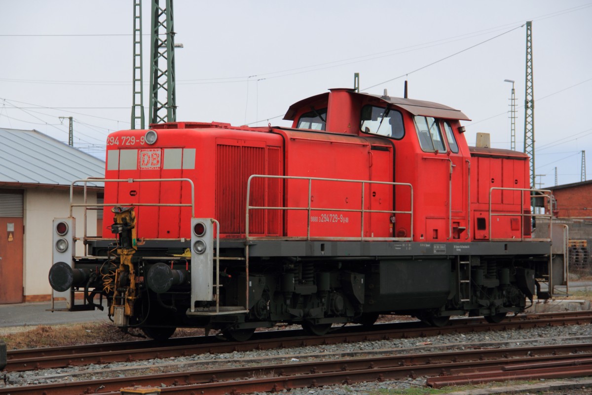 294 729-9 DB Schenker abgestellt in Lichtenfels am 27.12.2014.