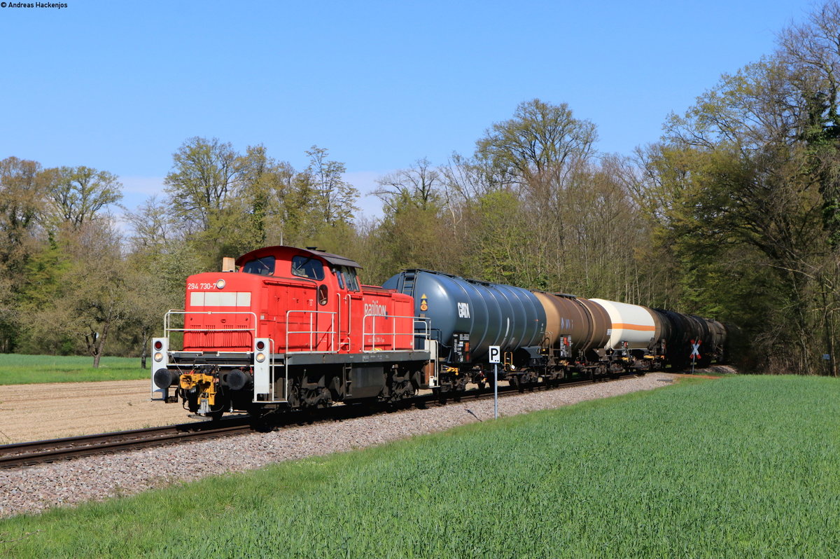 294 730-7 mit der Übergabe Greffern-Bühl bei Schwarzach 14.4.21