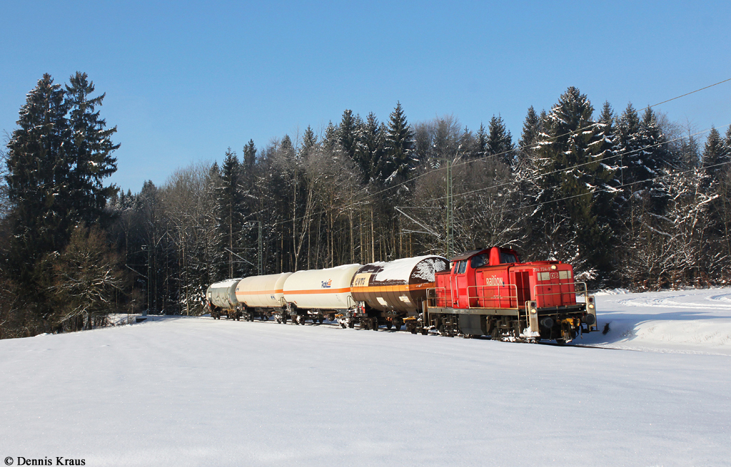 294 734 mit der Übergabe EK 56361 von Wolfratshausen nach München Nord am 04.02.2015 bei Baierbrunn.