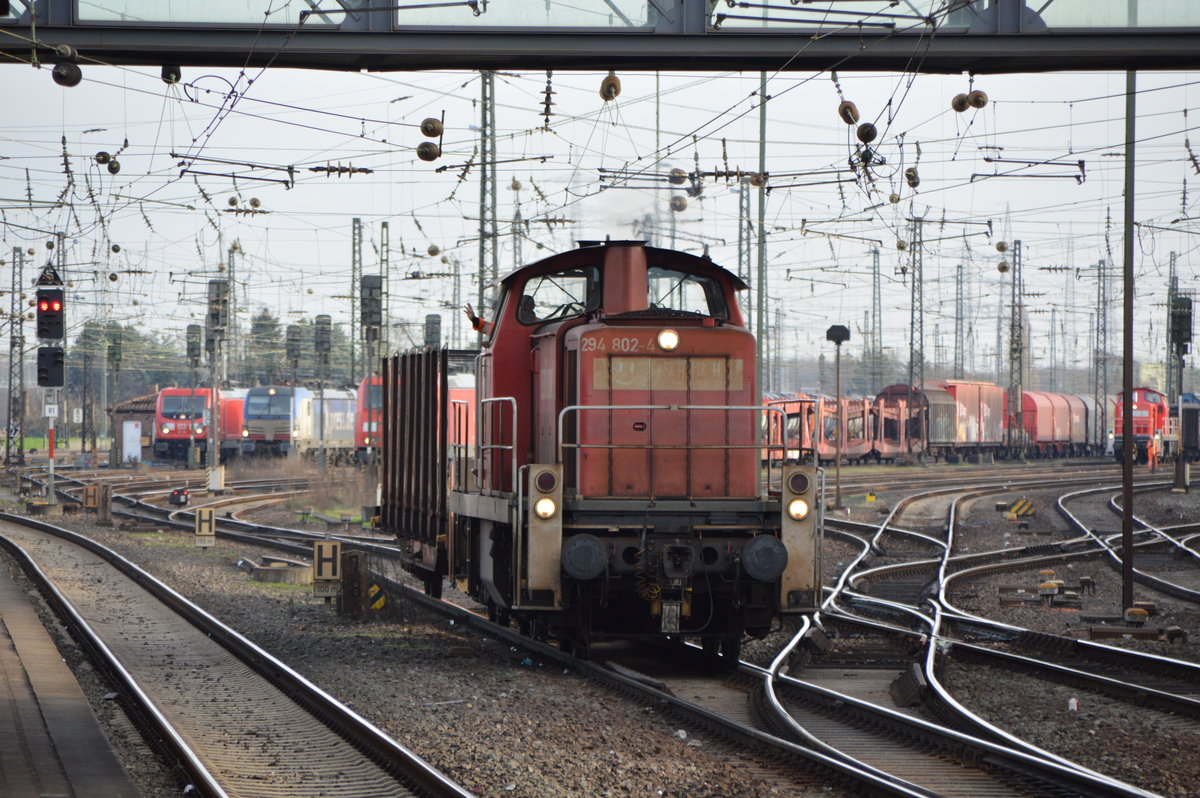 294 802-4 in Mainz Bischofsheim rangiert am Bahnhof.

Aufnahme Datum: 16.01.2019

Aufnahme Ort: Mainz Bischofsheim