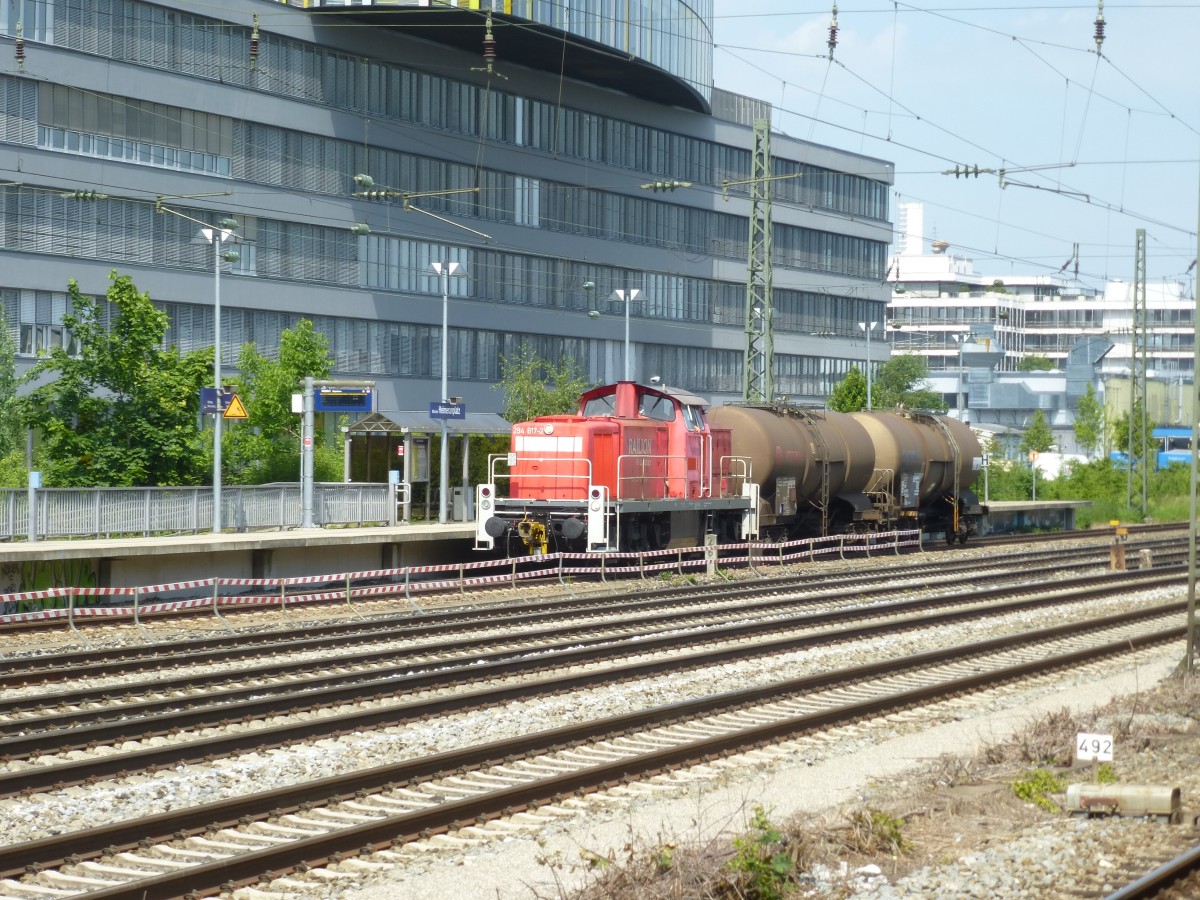 294 817-2 durchfährt hier am 12.06.2014 den Heimeranplatz in München.