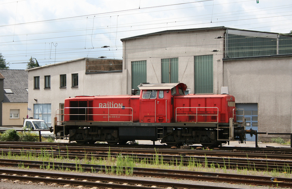294 838 am 15. Juli 2012 im Bahnhof von Dillingen (Saar) fotografiert.