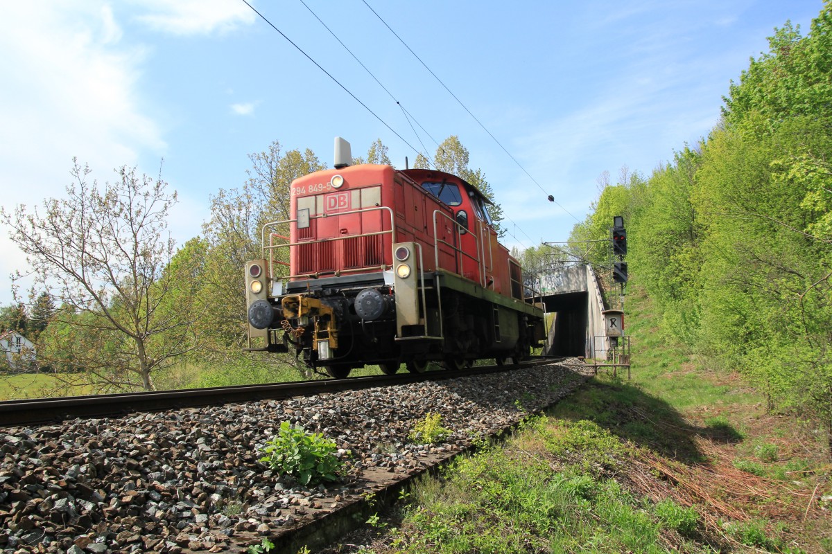 294 849-5 verlässt den Rangierbf München. Mai 2015 