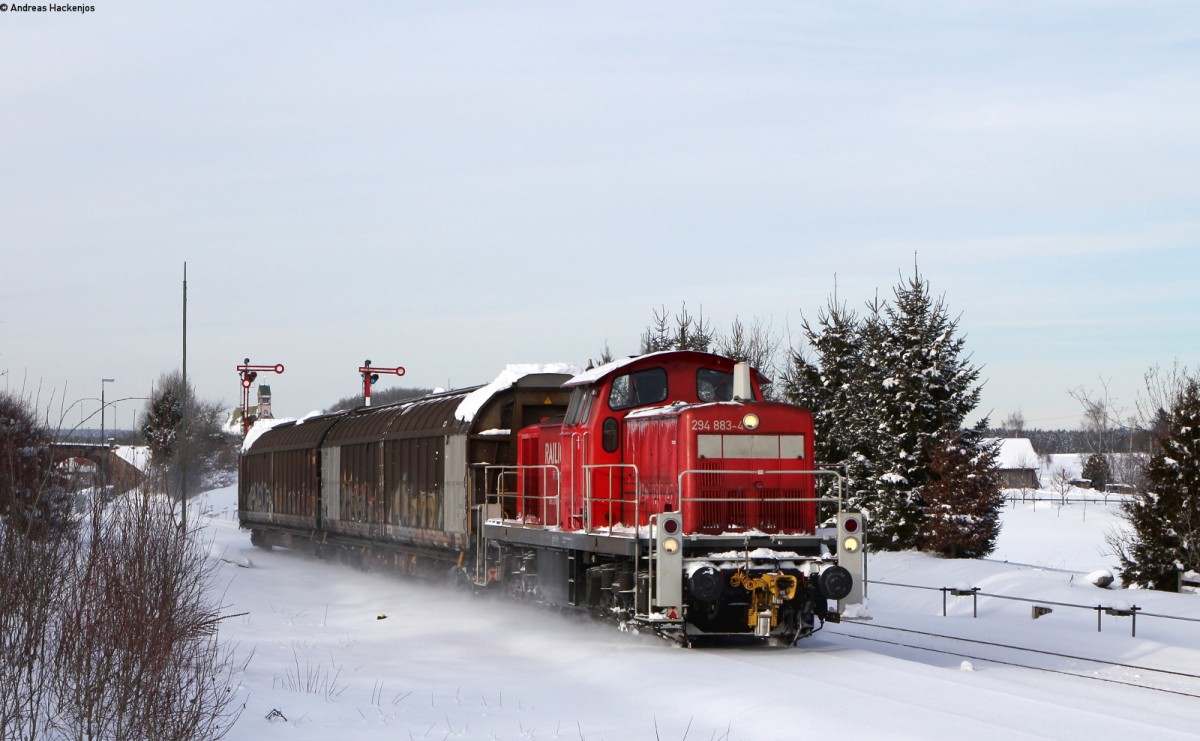 294 883-4 mit dem EK 55838 (Neustadt(Schwarzw)-Villingen(Schwarzw)) in Löffingen 18.1.16