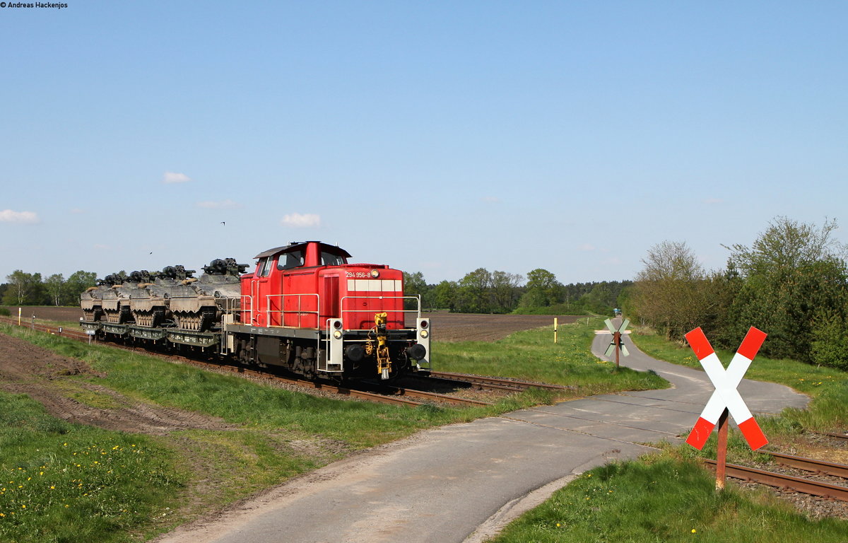 294 956-8 mit dem EK 53722 (Trauen Lager-Celle) bei Poitzen 9.5.16