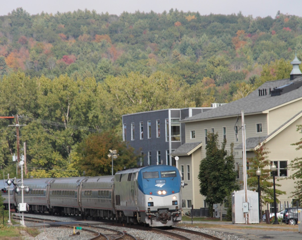 29.9.2013 White River Junction, VT. Einfahrt des Vermonter aus Richtung NY