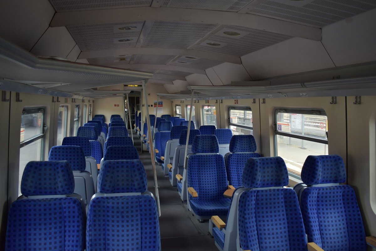 2.Klasse Innenraum von 611 020 am 28.05.19