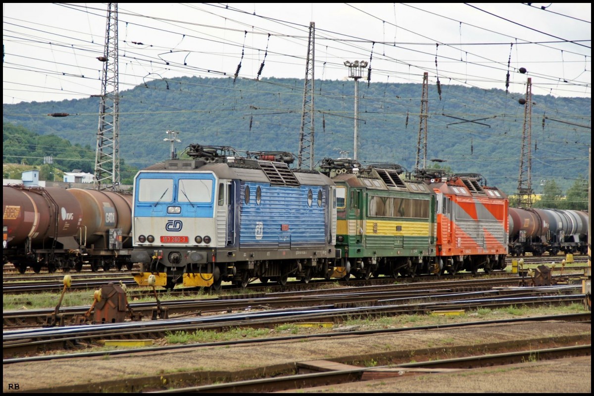 3 Lok`s der Baureihen 163 363 im Bahnhof Usti nad Labem zapad. Aufgenommen 05.05.2013