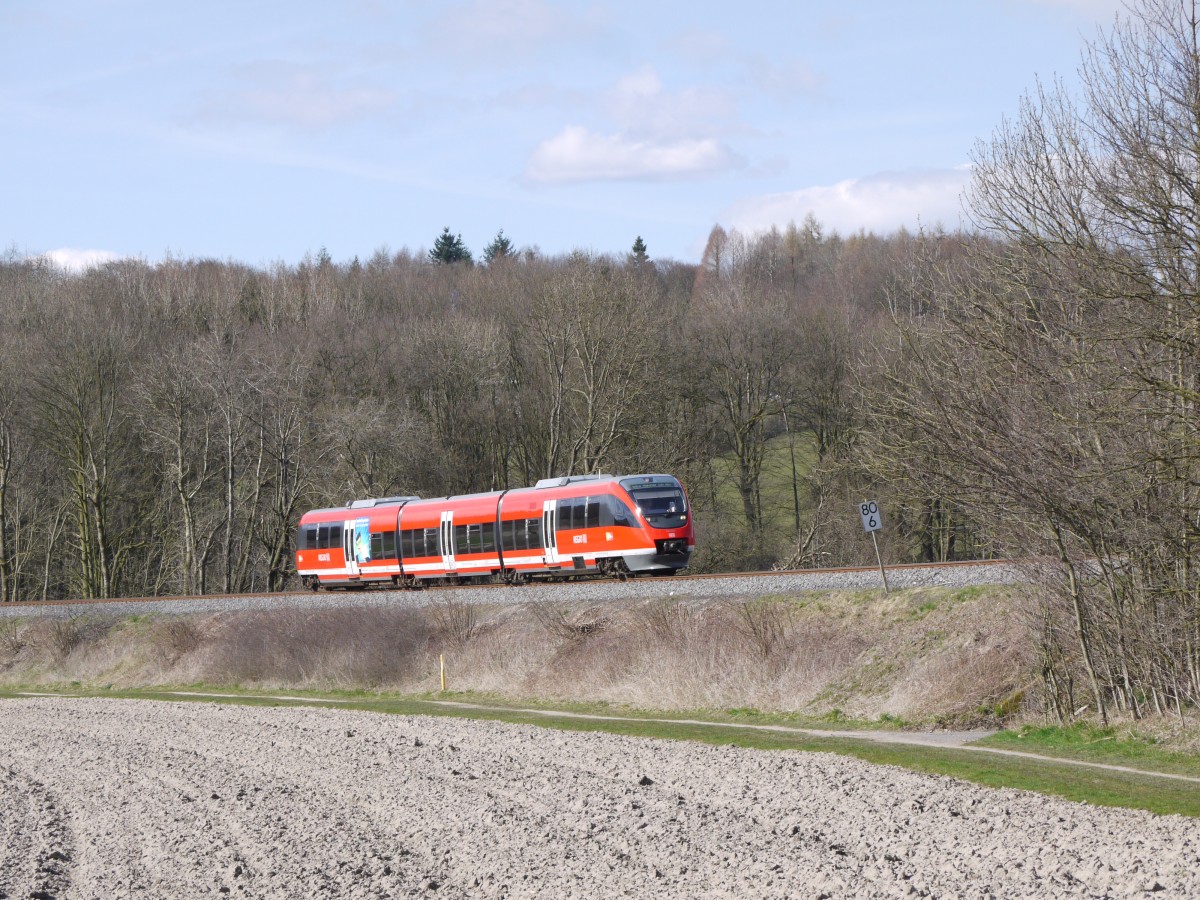 30 min später, kam dann auch schön die Sonne wieder hinter den Wolke hervor, als der 643 067 von Coesfeld kurz vor der Einfahrt in den Bahnhof Billerbeck zurück kam. 05.04.15 