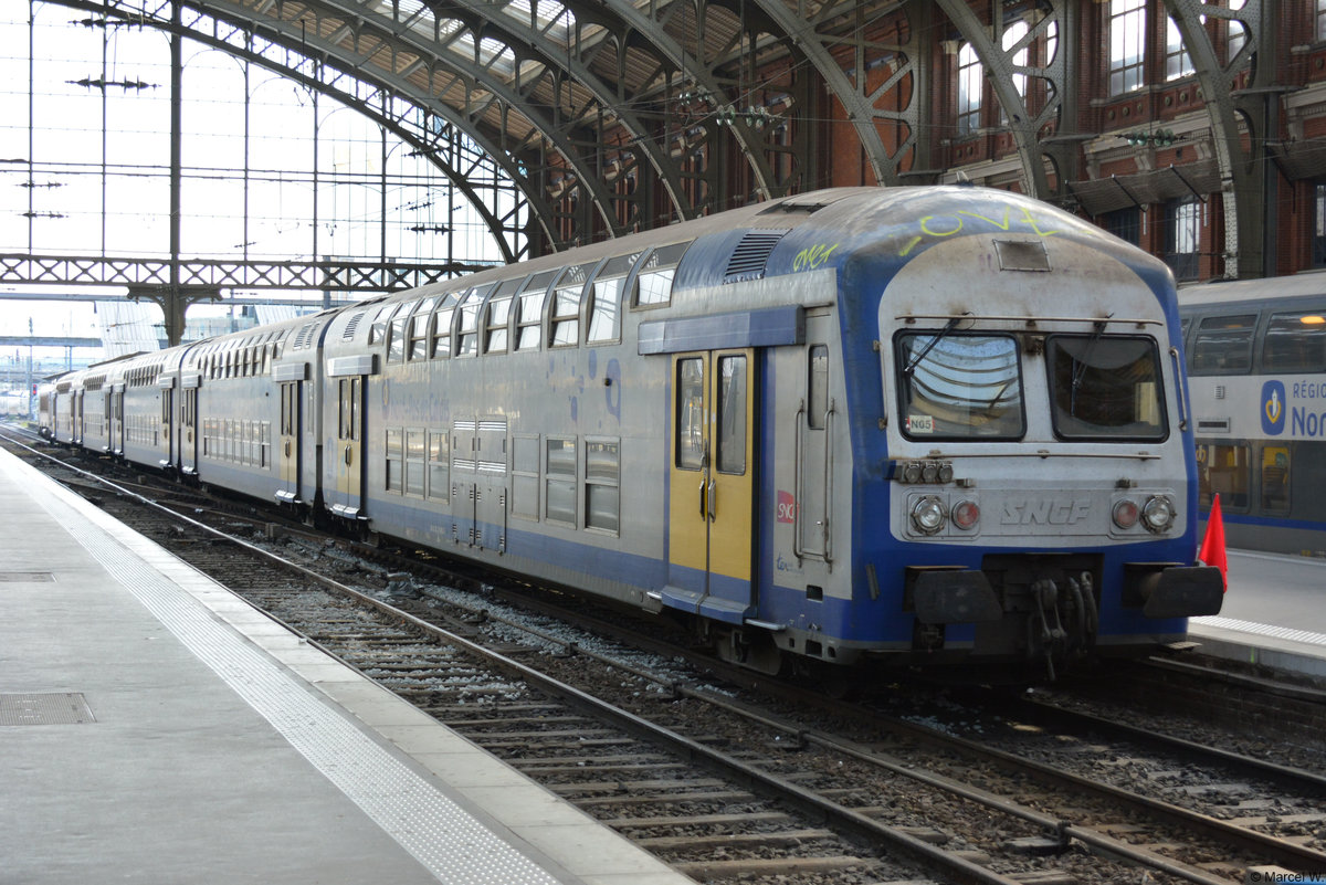 31.10.2018 | Frankreich - Lille | Gare de Lille Flandres | Personenwagen Bxe |