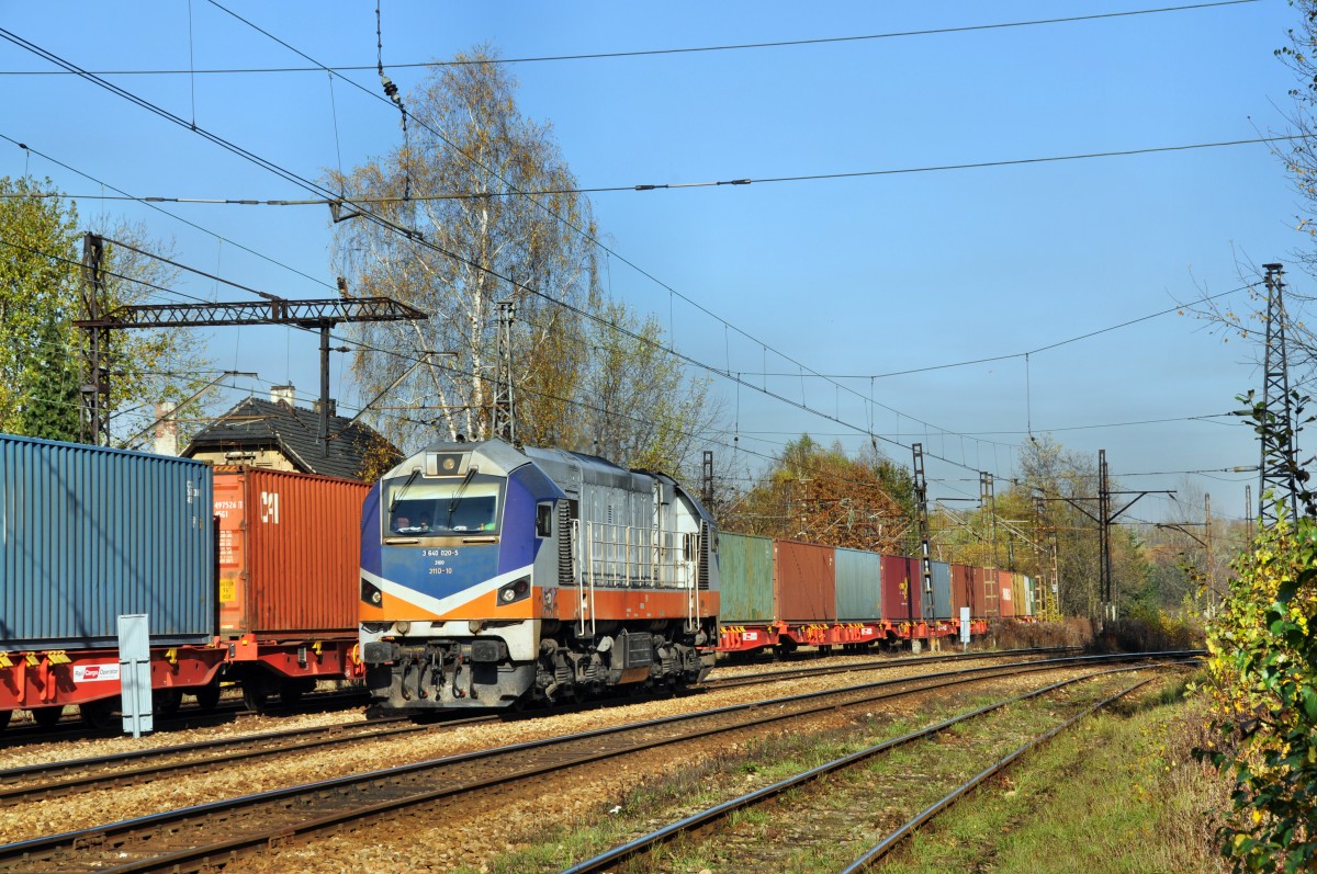 311D-10 kurz vor der einfahrt in Katowice Ligota aus Richtung Katowice kommend (31.10.2013)