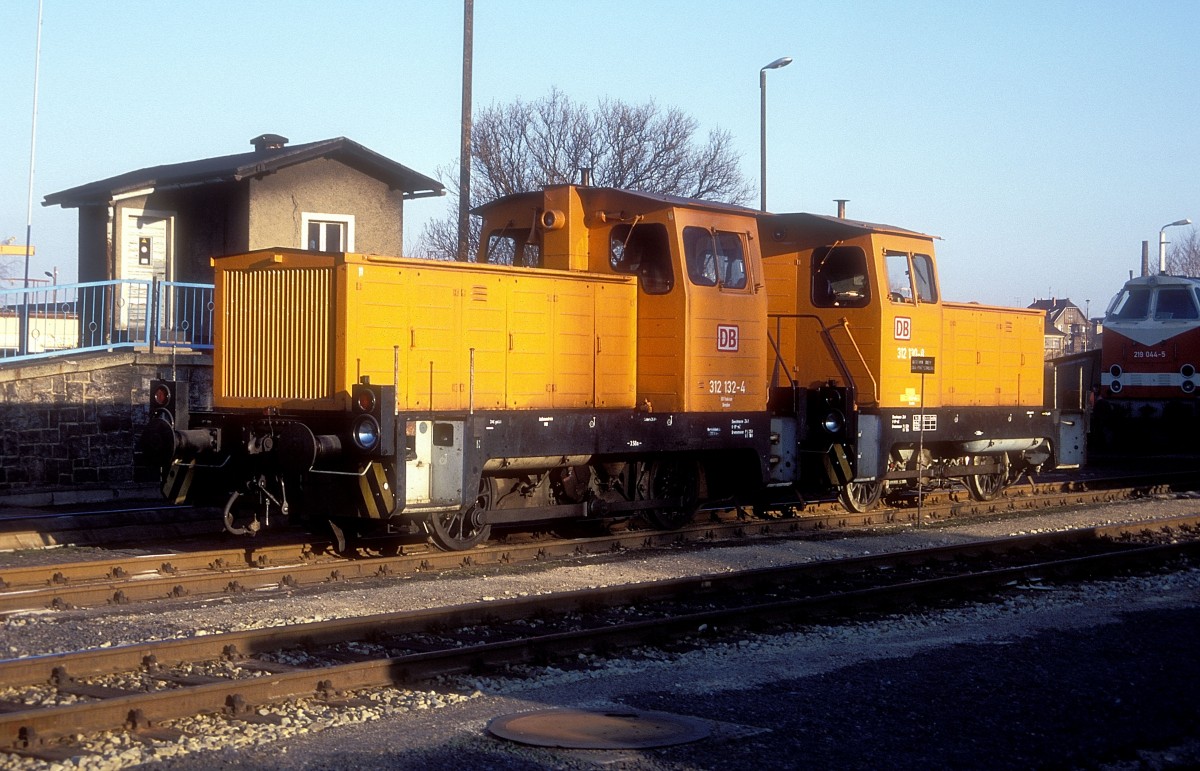 312 132 + 312 130  Bautzen  04.02.97  