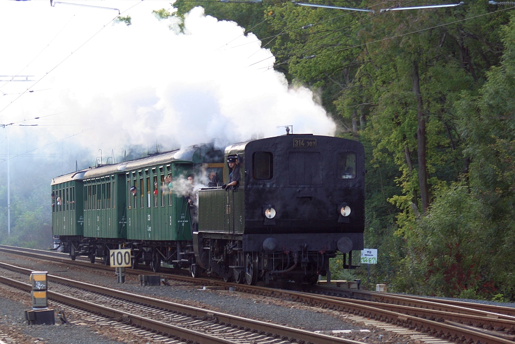 314 303 am 27.September 2014 mit dem Os 24529 bei der Einfahrt in den Bf. Breclav.