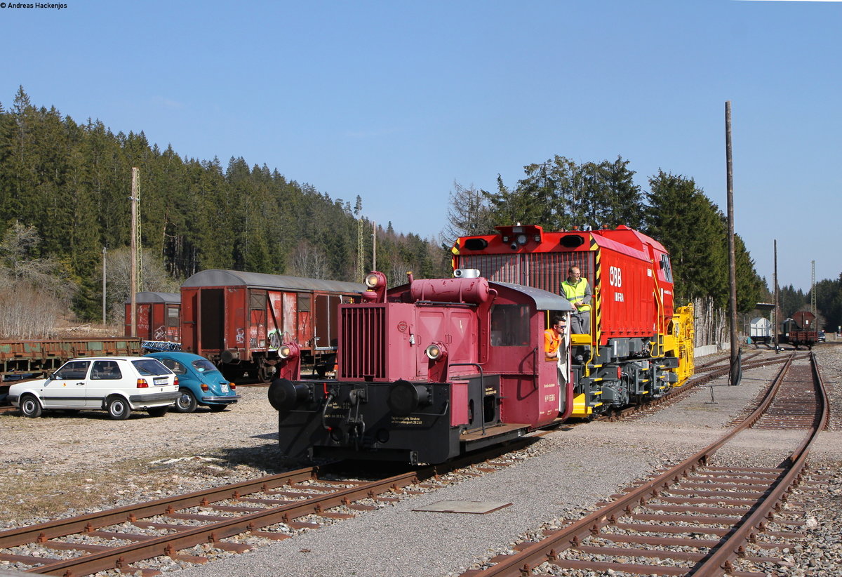 323 078-9 mit A-ÖBB 99 81 9191 000-4 alias X491.003-0 in Seebrugg 1.4.19