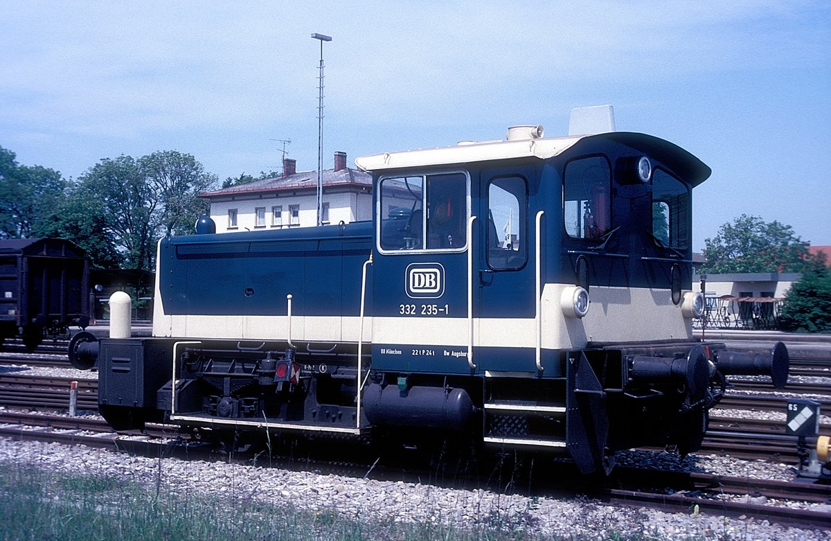 332 235  Kaufering  13.06.87