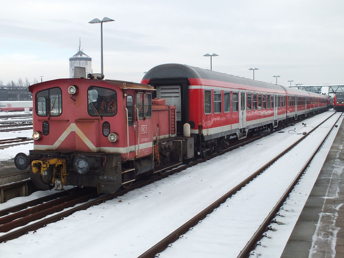 335 113 beim Rangieren mit n-Wagen am 05.01.16 in Mühldorf.