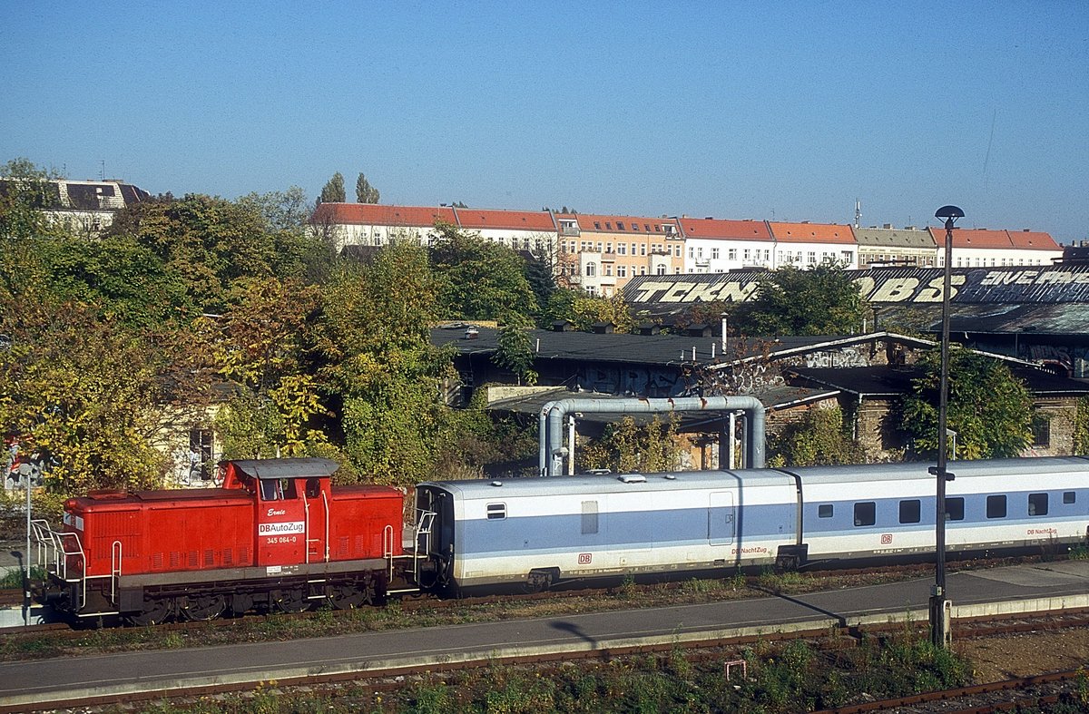 345 064  B. - Warschauerstr.  29.10.05