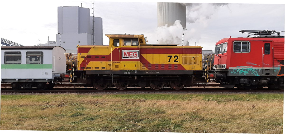 345 372 am 20.01.2021 auf dem Gelände des Kraftwerks Lippendorf. Die Mitteldeutsche Eisenbahn GmbH stellt hier mehrere Lokomotiven ab. 