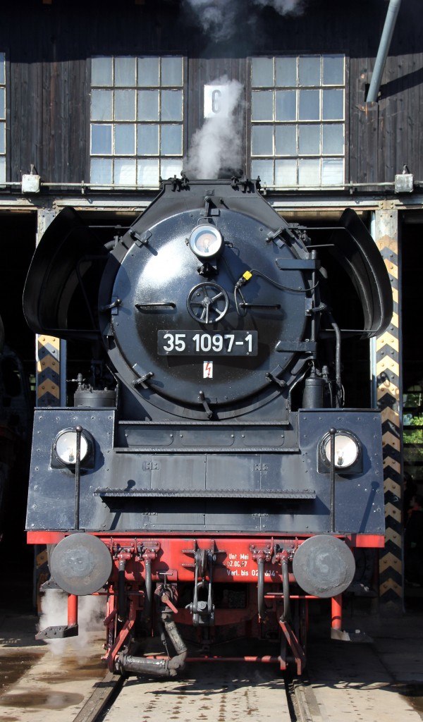 35 1097-1 war bei den 3. Verkehrshistorische Tage in Gera zusehen. Foto 28.09.13  