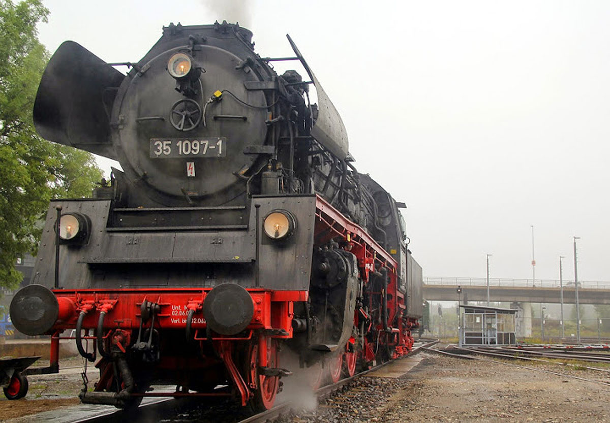 35 1097-1 war bei 4. Verkehrshistorische Tage in Gera zusehn. Foto 13.9.14