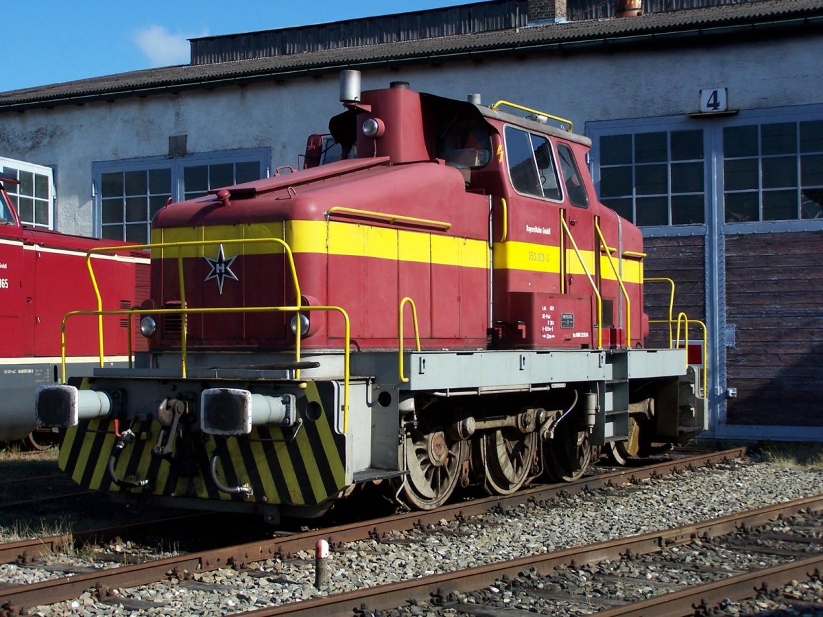 350 001-4 am 18.09.2005 im Bayerischen Eisenbahnmuseum in Nördlingen