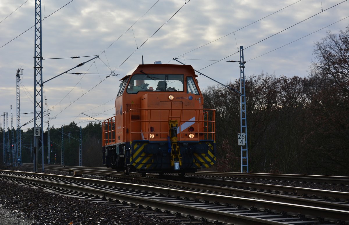 352 101-0 brummt am 6.1.18 durch Berlin Wuhlheide zum tanken.

Berlin Wuhlheide 06.01.2018