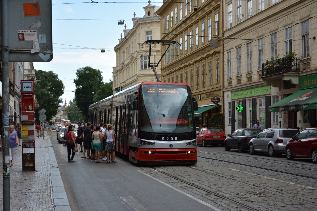Škoda 15T am 16.07.2014 in Prag.