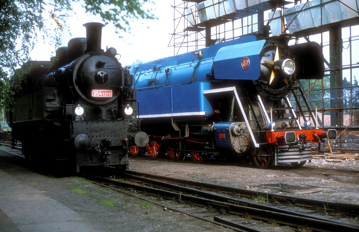 354 1217 + 477 043  Luzna u. Rakovnik  20.05.82