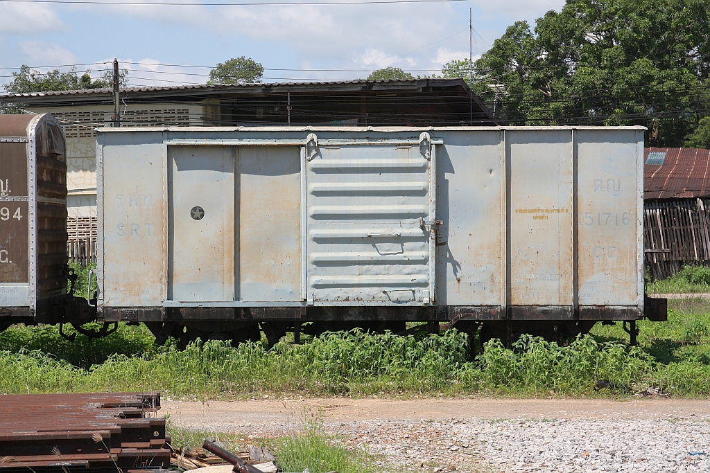 ต.ญ.151716 (ต.ญ.=C.G./Covered Goods Wagon, Bauj. 1980, Makkassan-Workshop) am 19.Mai 2018 in der Den Chai Station.