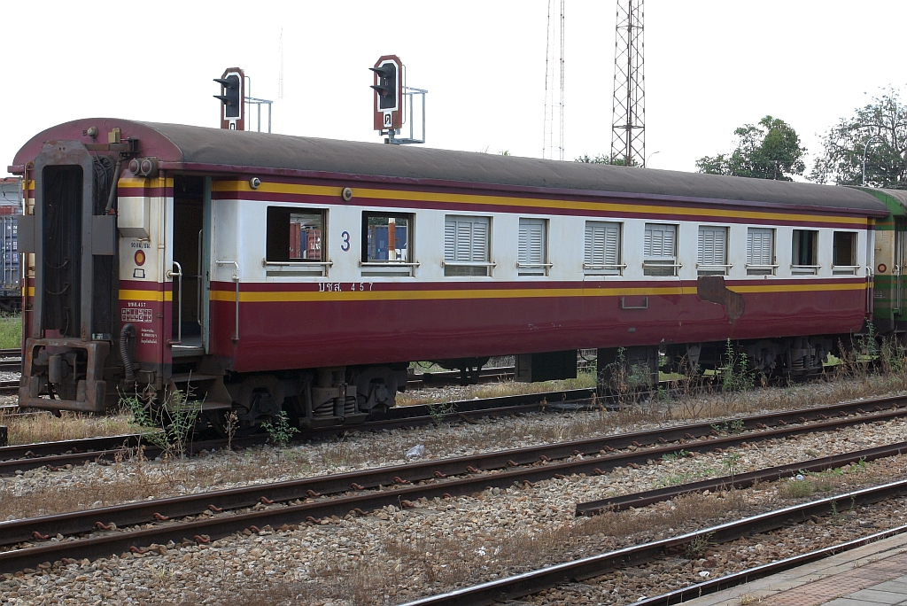บชส. 457 (บชส. =BTC./Bogie Third Class Carriage) am 13.Mai 2025 in der Hat Yai Junction