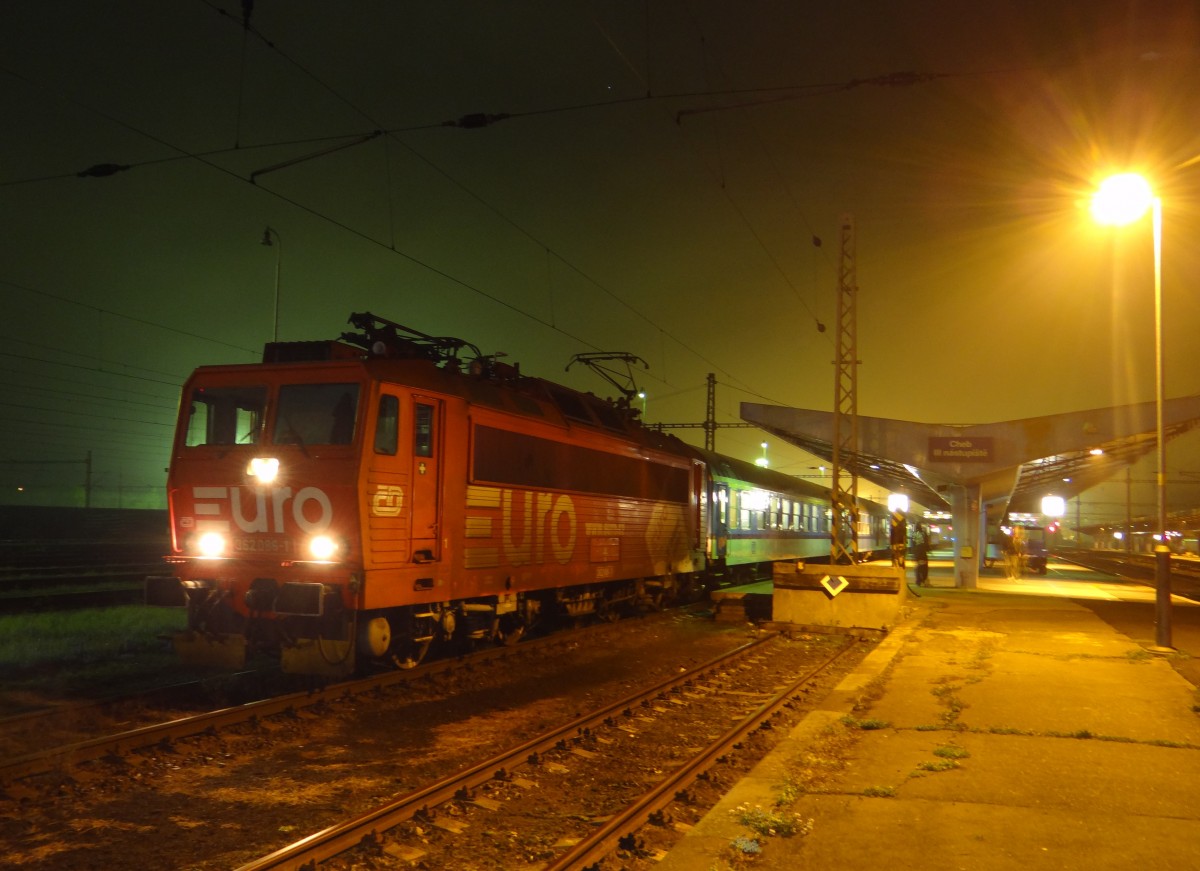 362 086-1 zusehen am 08.10.13 frh Morgen in Cheb. 
