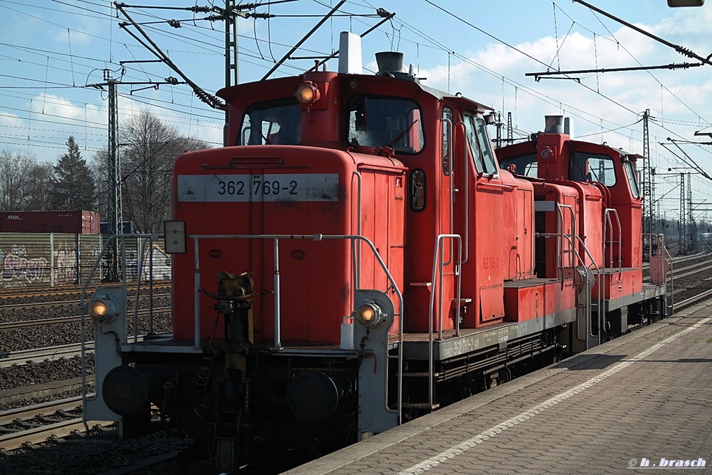 362 759-2 und 362 559-9 fuhren als lz am 26.02.14 durch hh-harburg