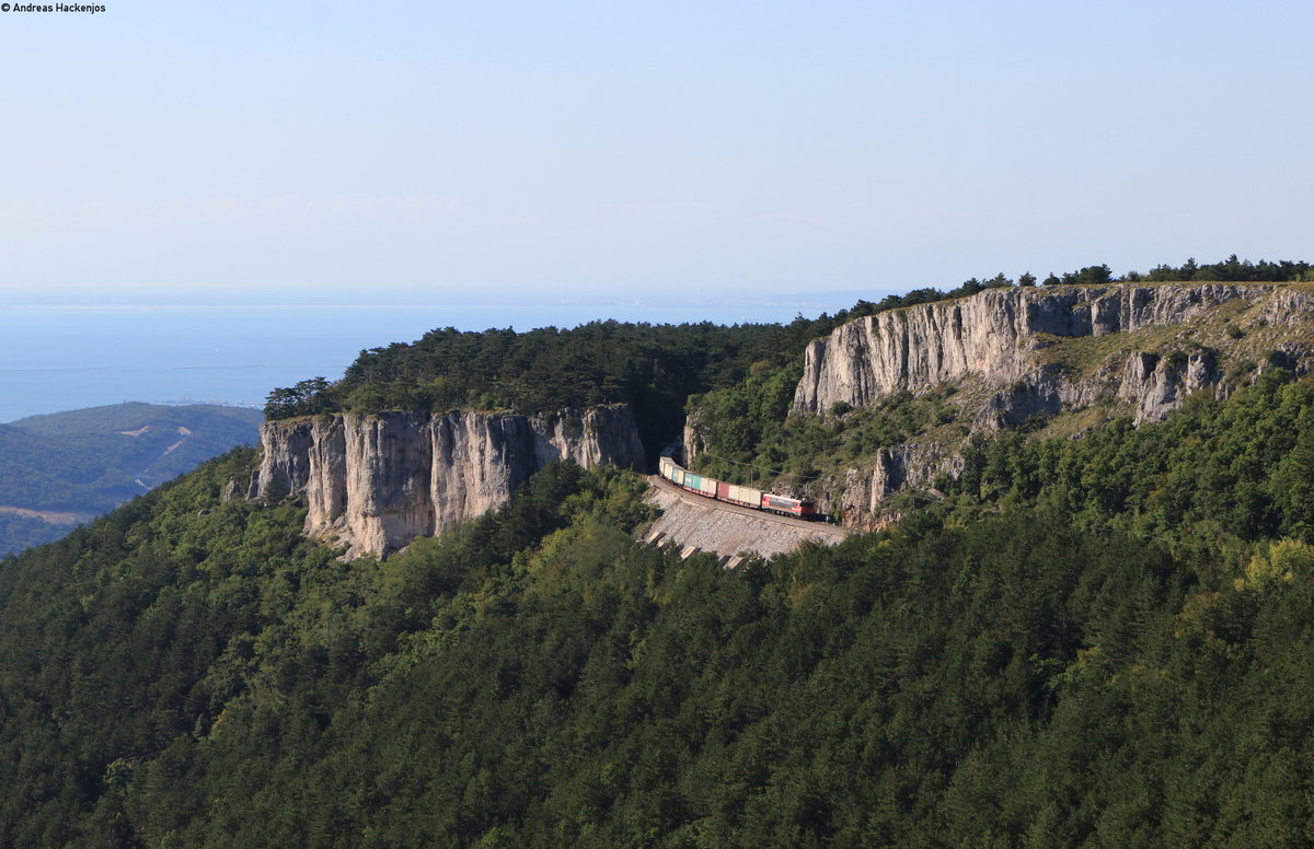 363 *** mit dem 41917 (Hodos-Koper) bei Črnotiče 8.9.20