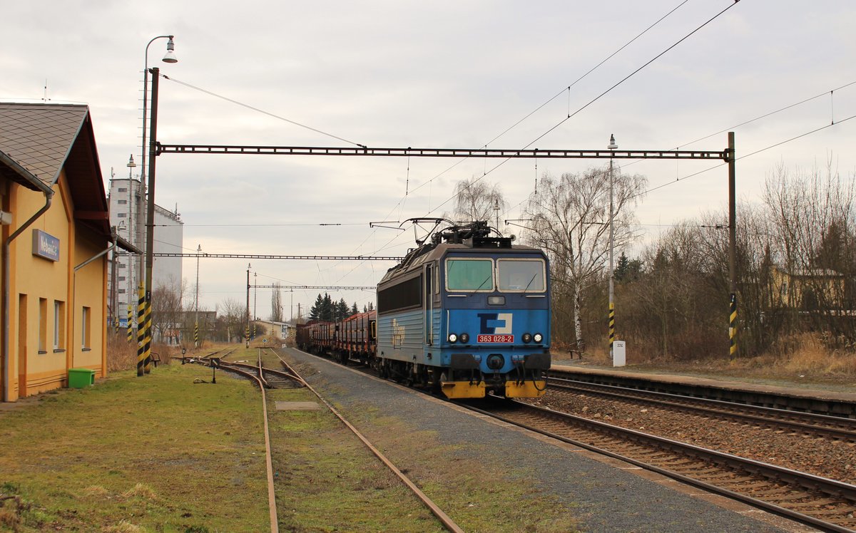 363 028-2 zu sehen am 14.03.17 in Nebanice.