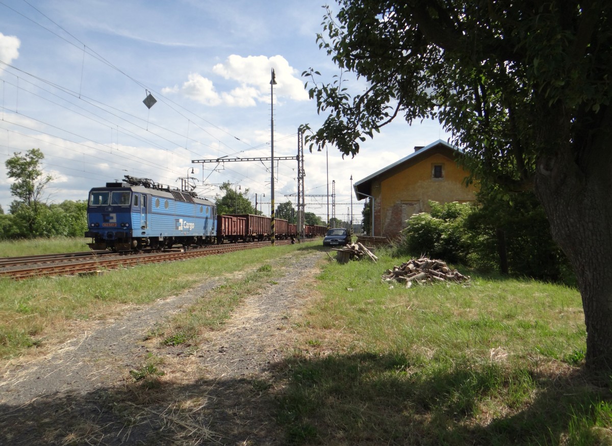 363 047-2 zusehen am 19.06.14 bei der Ausfahrt in Tršnice.