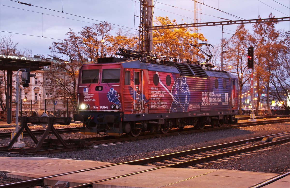 363 160-4 zu sehen am 27.12.19 in Praha hl.n.