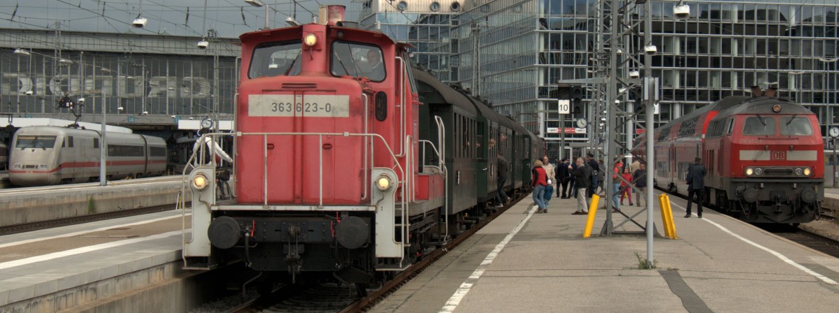 363 623 mit einem Sonderzug zum Ostbahnhof & 218 463 mit einer RB nach Mhldorf am 20.05.13 in Mnchen Hbf