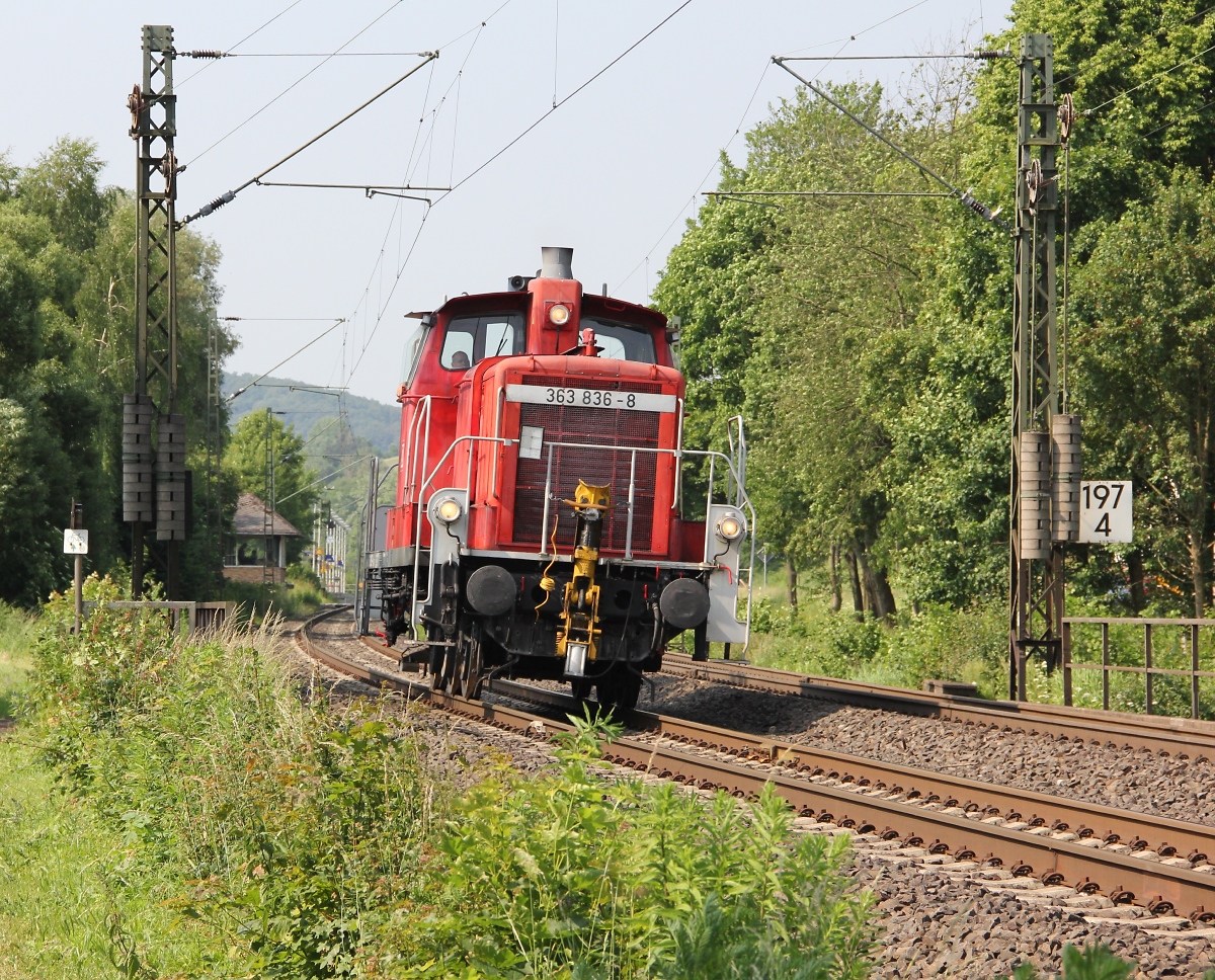 363 836-8 als Tfzf in Fahrtrichtung Norden. Aufgenommen am 20.06.2013 in Wehretal-Reichensachsen.